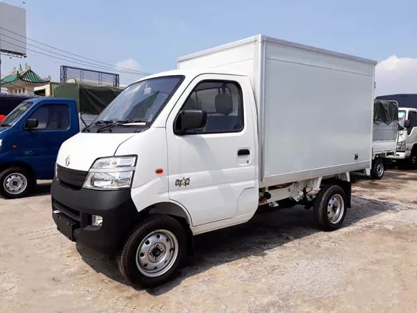 Dịch vụ thay Kính chắn gió xe tải Veam Star tận nơi